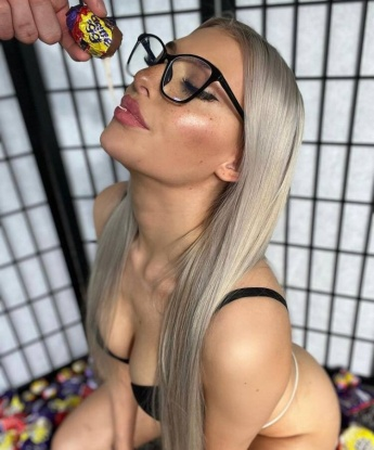 Анкета проститутки Марина - город Болугур, 24 года, №15277